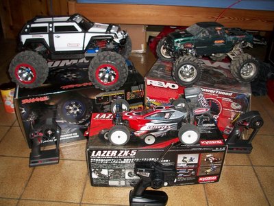 100_1769.JPG (142.66 Kio) Vu 3565 fois La famille au grand complet!