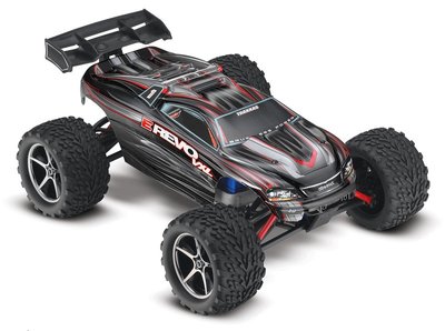 Traxxas E Revo à 680 €