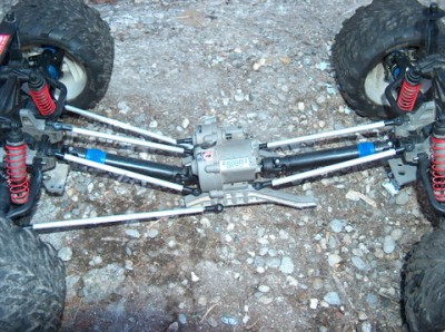 HPIM2014.JPG (114.35 Kio) Vu 4419 fois il me manque le chassis a faire dite moi si c'est bon ou pas avant que je me face un faut espoir